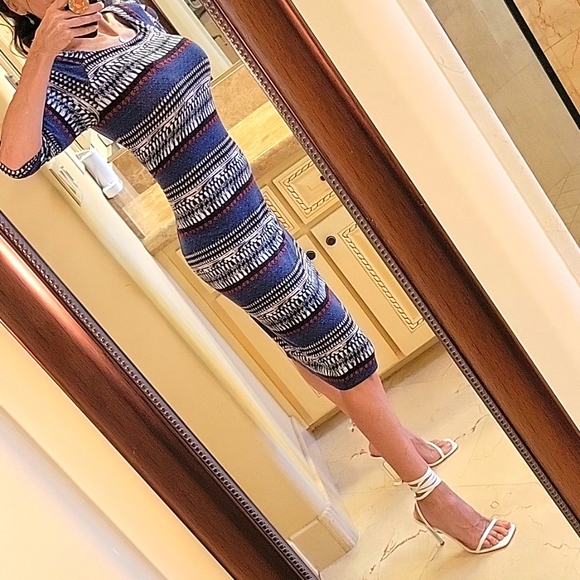 *Monroe & Main Red White & Blue Print Midi Dress, Sz S - Picture 3 of 14